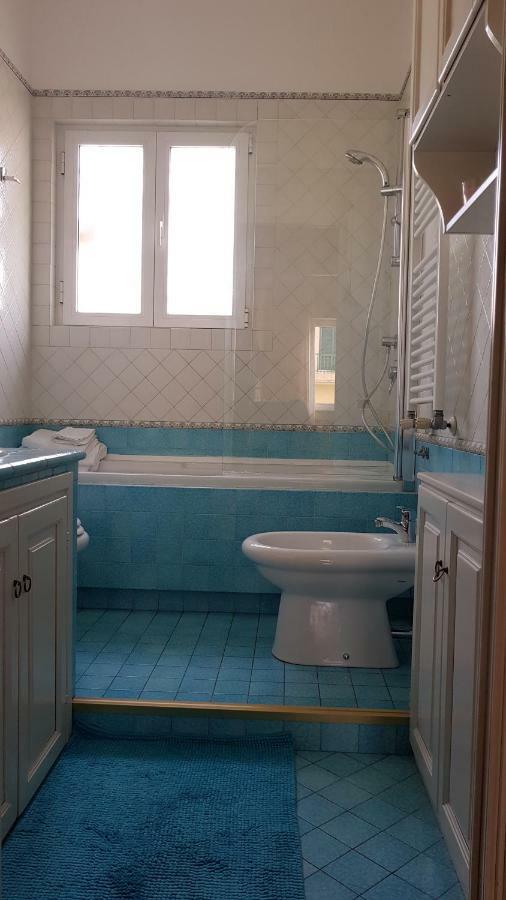 شقة Casa Max نابولي المظهر الخارجي الصورة